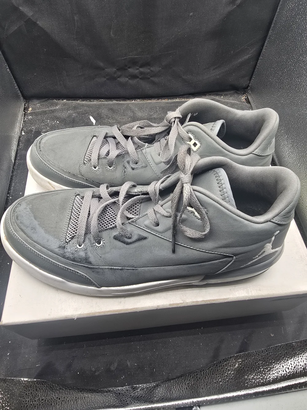 Jordan Men's Grey Low-Top‎ Sneakers